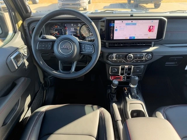 2025 Jeep JL Wrangler - Image 13 of 21
