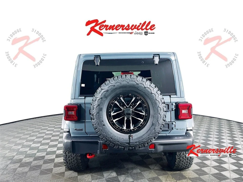 2025 Jeep JL Wrangler - Image 6 of 21