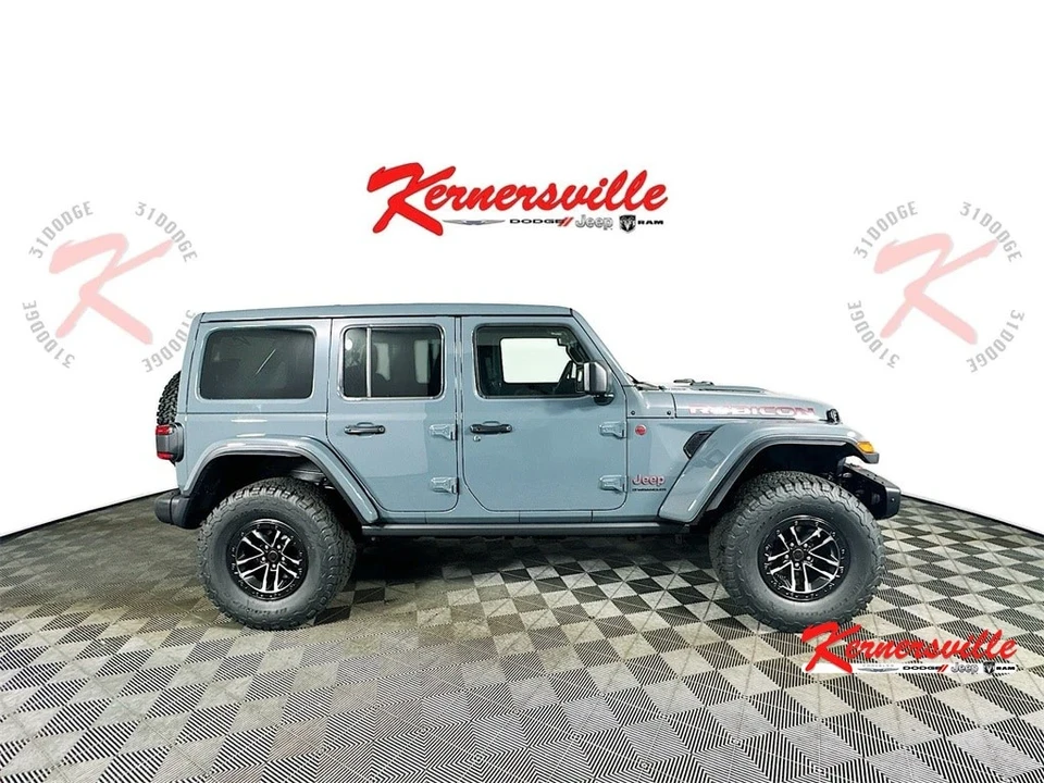2025 Jeep JL Wrangler - Image 8 of 21