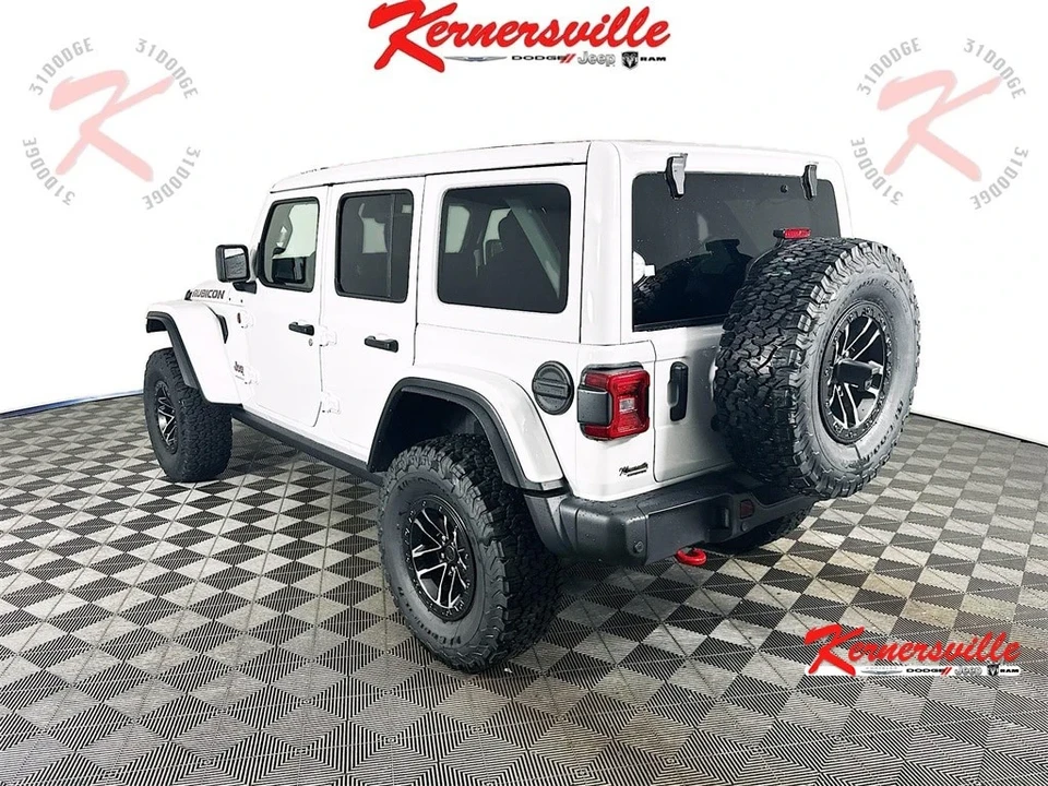 2025 Jeep JL Wrangler - Image 5 of 21