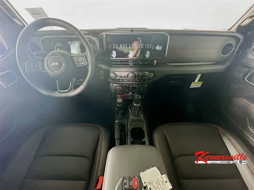 2025 Jeep JL Wrangler - Image 9 of 21