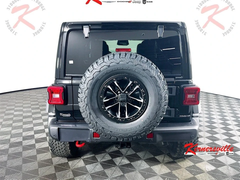 2025 Jeep JL Wrangler - Image 6 of 21