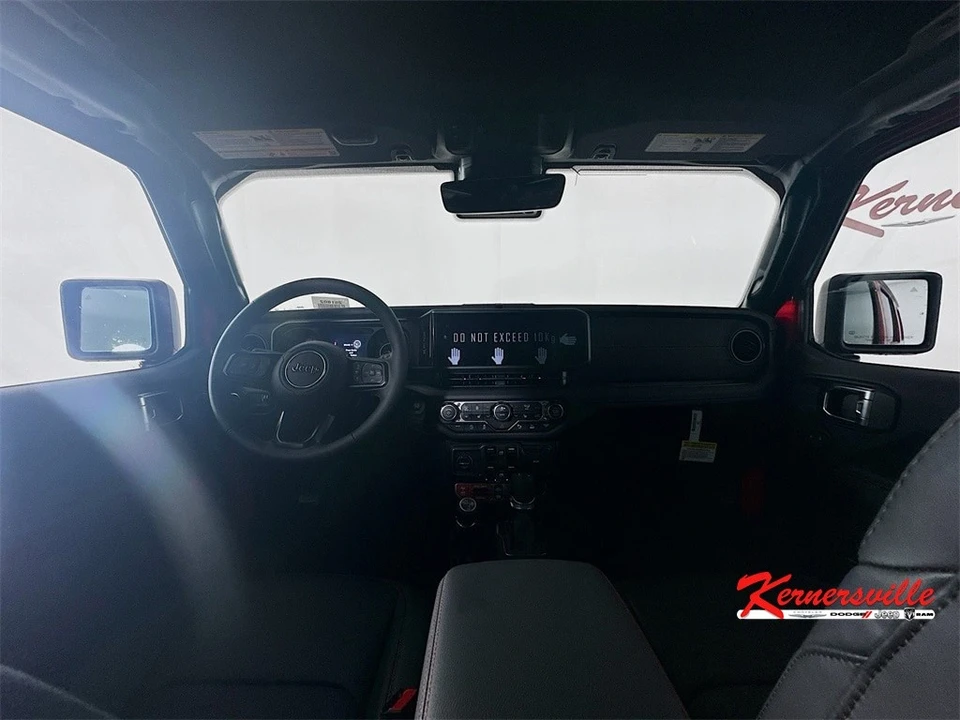 2025 Jeep JL Wrangler - Image 9 of 21