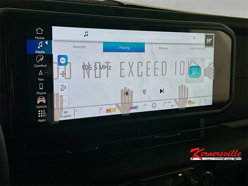 2025 Jeep JL Wrangler - Image 13 of 21