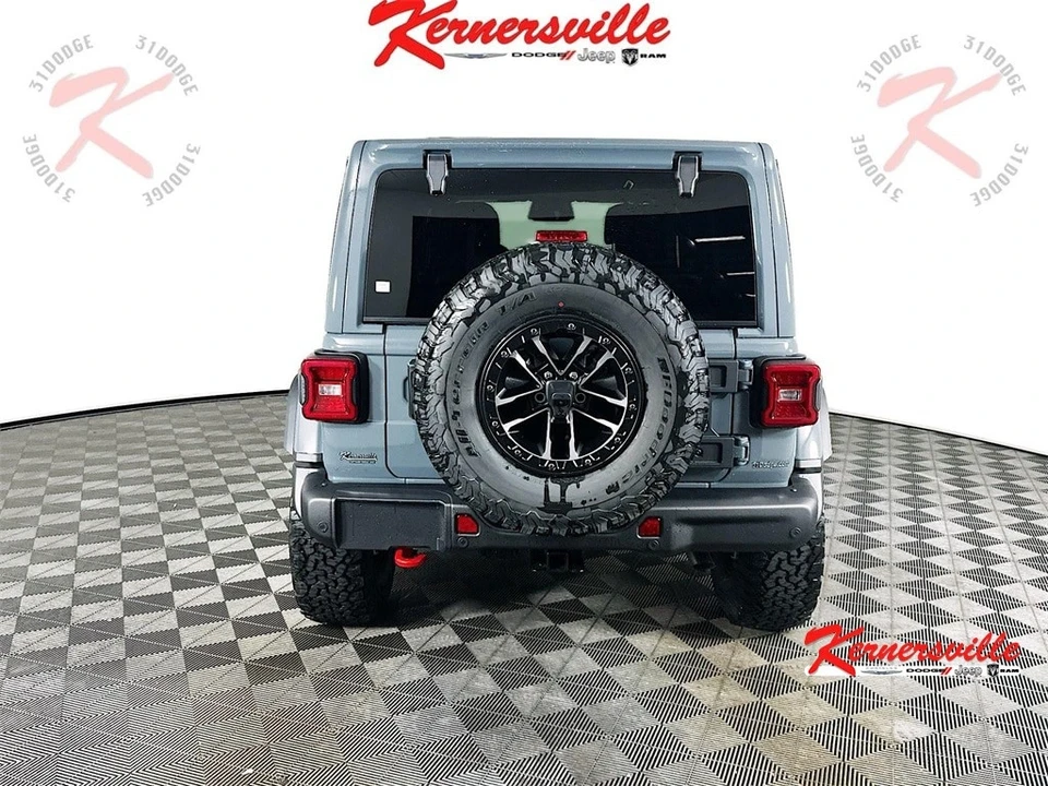 2025 Jeep JL Wrangler - Image 6 of 21