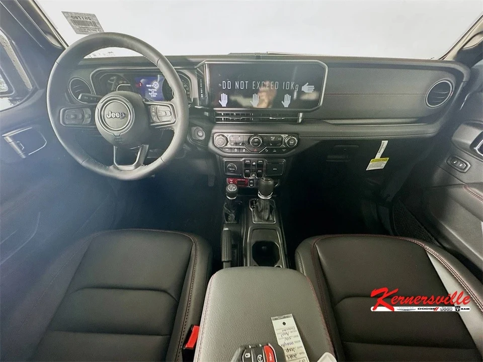 2025 Jeep JL Wrangler - Image 9 of 21