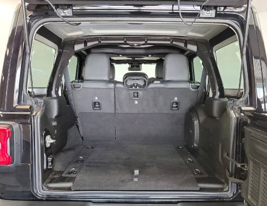 2025 Jeep JL Wrangler - Image 12 of 12