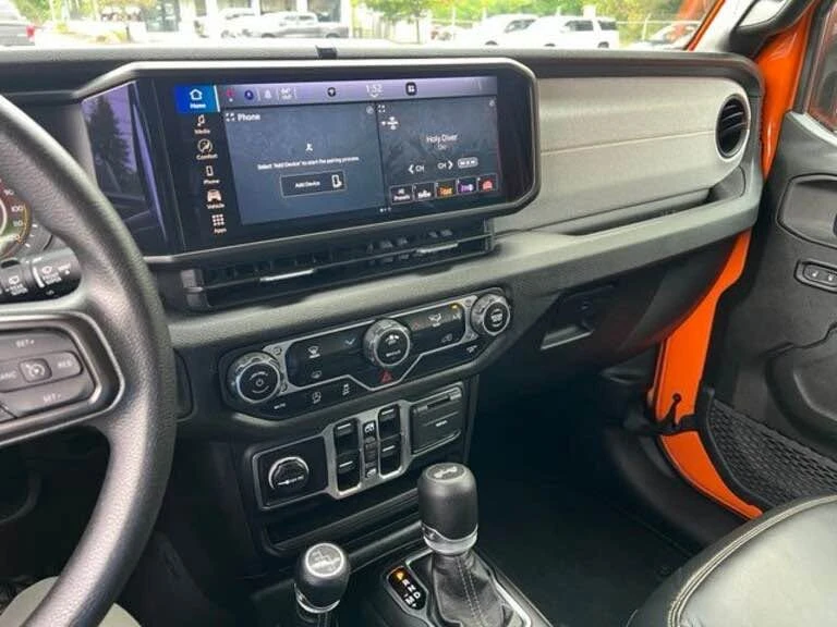 2025 Jeep JL Wrangler - Image 10 of 11