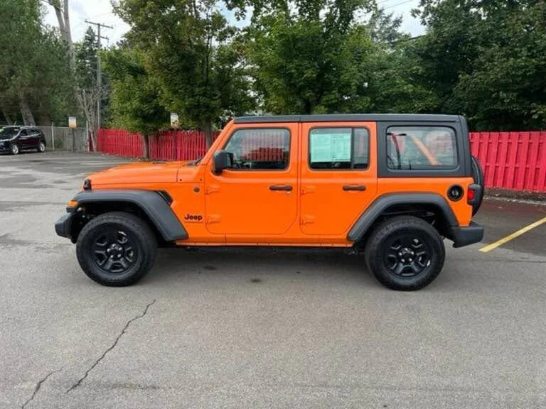 2025 Jeep JL Wrangler - Image 3 of 11