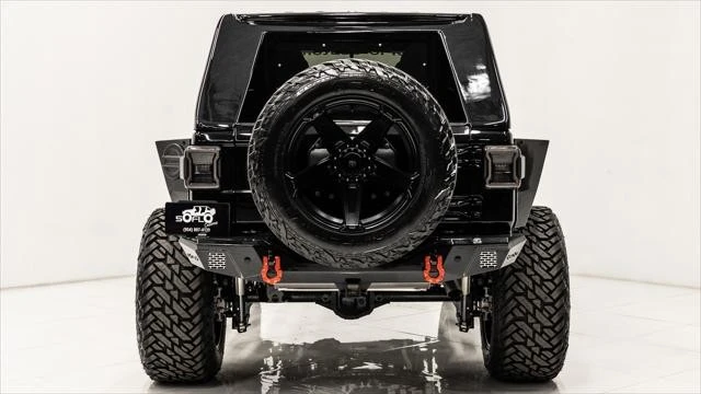 2025 Jeep JL Wrangler - Image 14 of 21