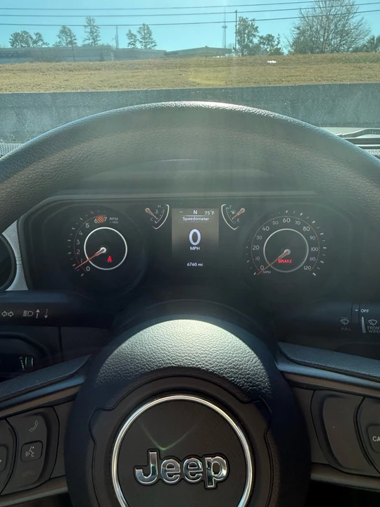 2025 Jeep JL Wrangler - Image 8 of 10