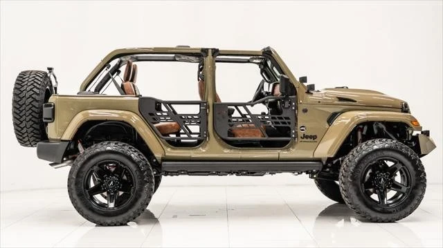 2025 Jeep JL Wrangler - Image 10 of 21