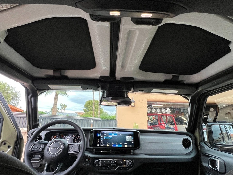 2025 Jeep JL Wrangler - Image 17 of 21