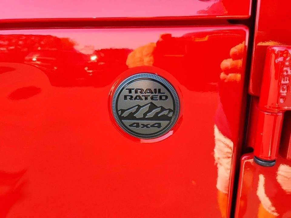 2025 Jeep JL Wrangler - Image 11 of 12