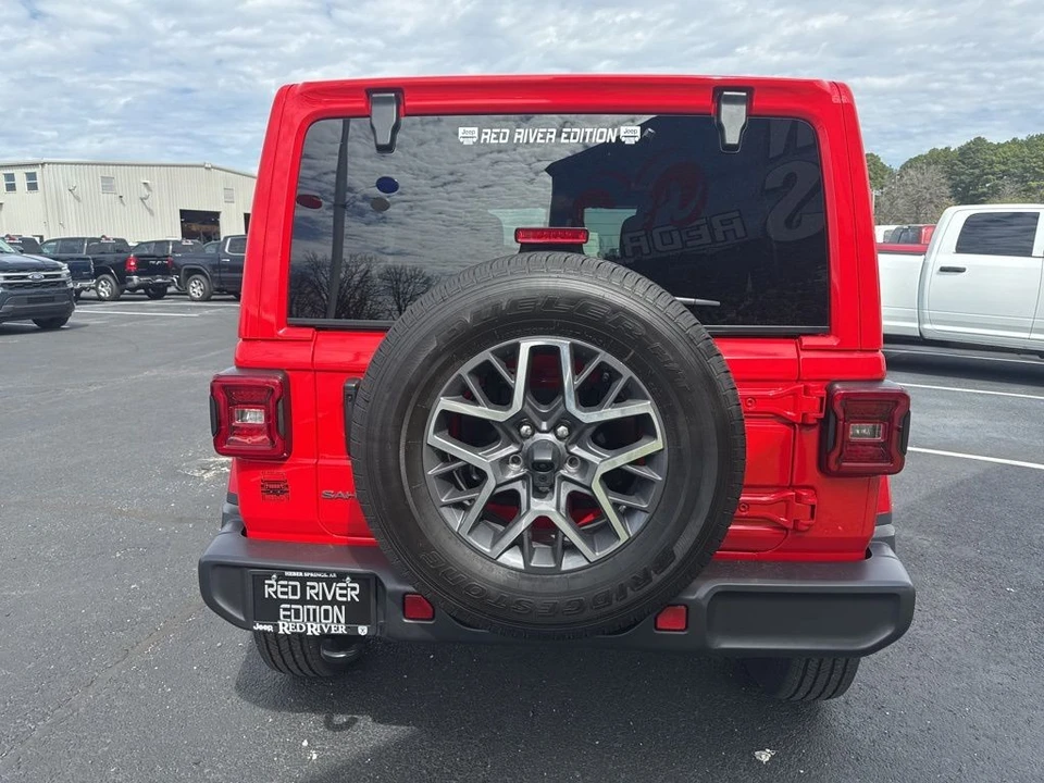 2025 Jeep JL Wrangler - Image 6 of 30