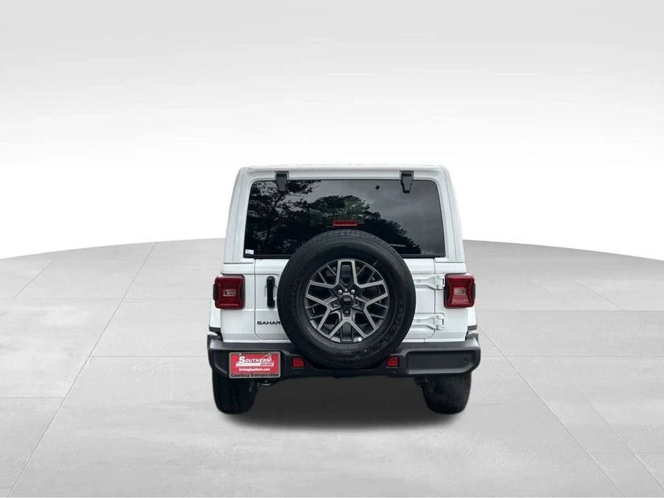 2025 Jeep JL Wrangler - Image 5 of 21