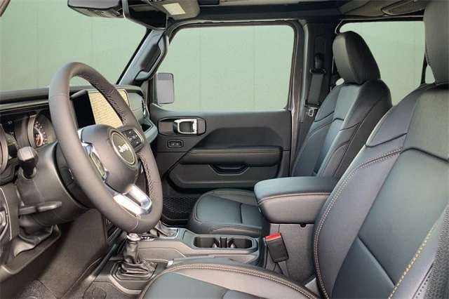 2025 Jeep JL Wrangler - Image 6 of 12