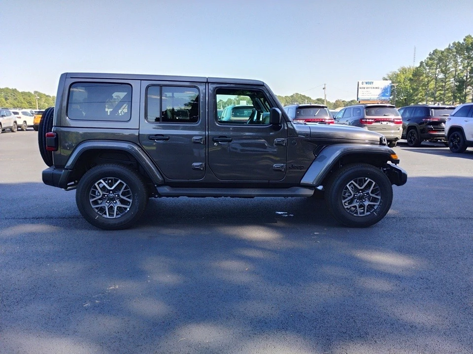 2025 Jeep JL Wrangler - Image 4 of 12