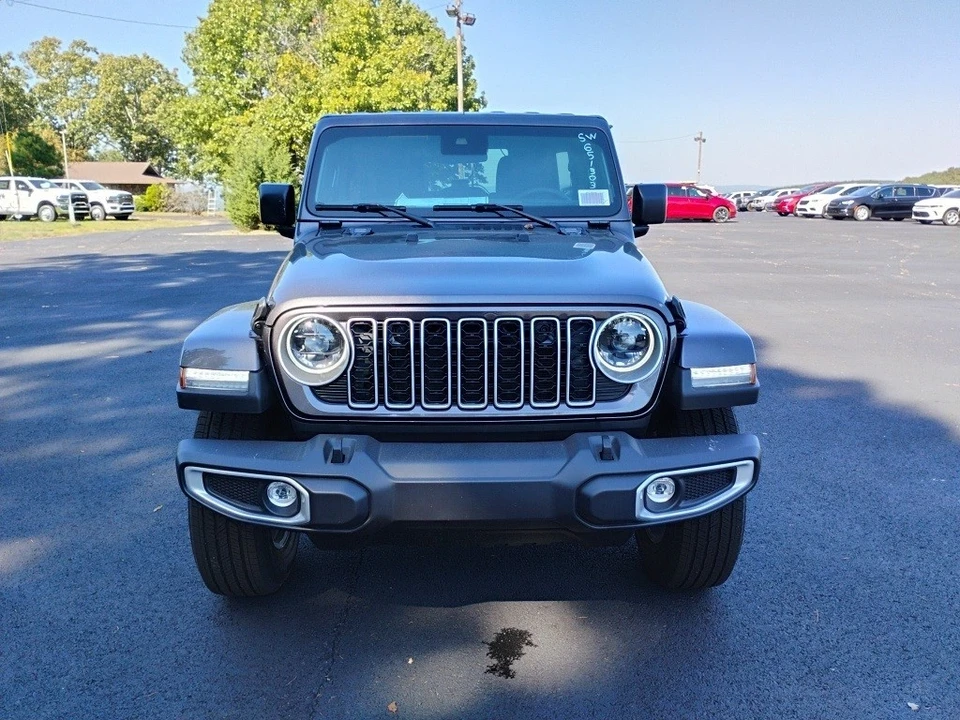 2025 Jeep JL Wrangler - Image 2 of 12