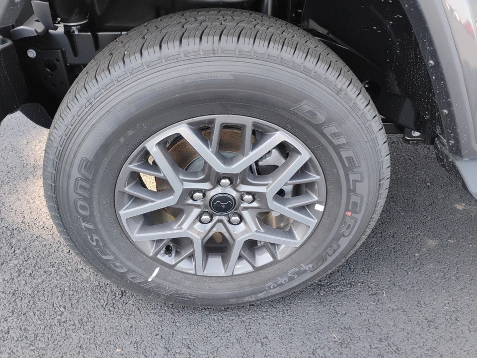 2025 Jeep JL Wrangler - Image 9 of 12