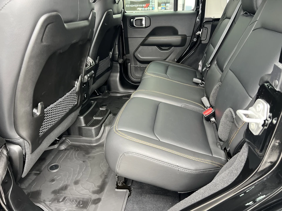 2025 Jeep JL Wrangler - Image 12 of 12