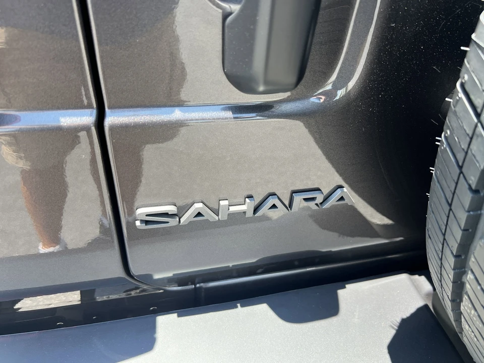 2025 Jeep JL Wrangler - Image 7 of 21