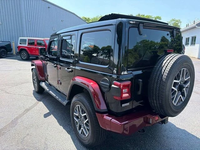 2025 Jeep JL Wrangler - Image 5 of 25