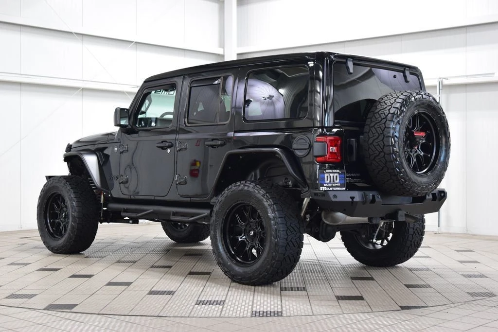 2025 Jeep JL Wrangler - Image 5 of 31