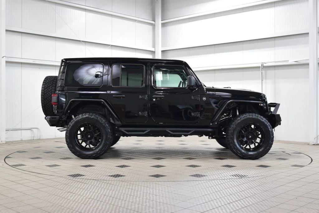 2025 Jeep JL Wrangler - Image 8 of 31