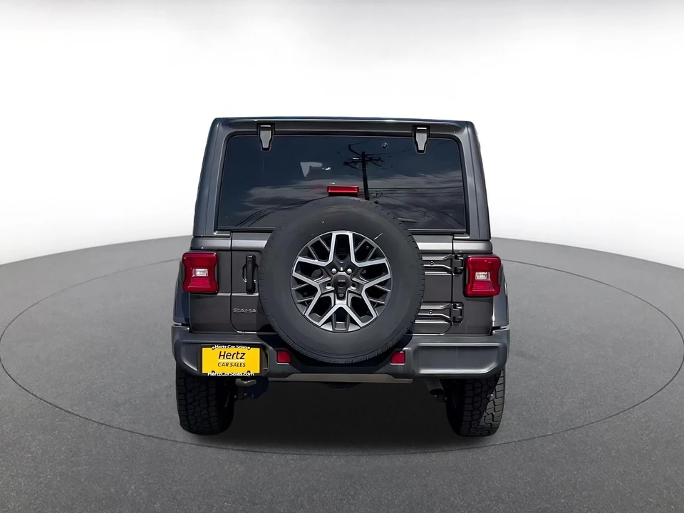 2025 Jeep JL Wrangler - Image 12 of 31