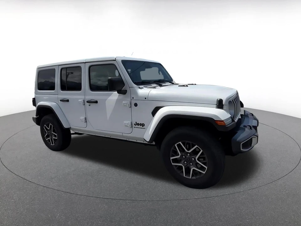 2025 Jeep JL Wrangler - Image 2 of 31