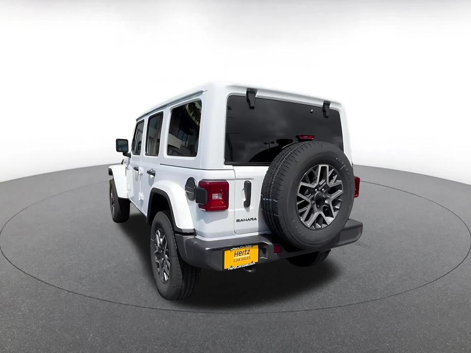 2025 Jeep JL Wrangler - Image 9 of 31