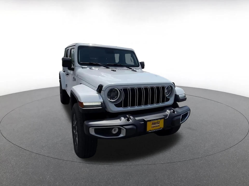 2025 Jeep JL Wrangler - Image 3 of 31