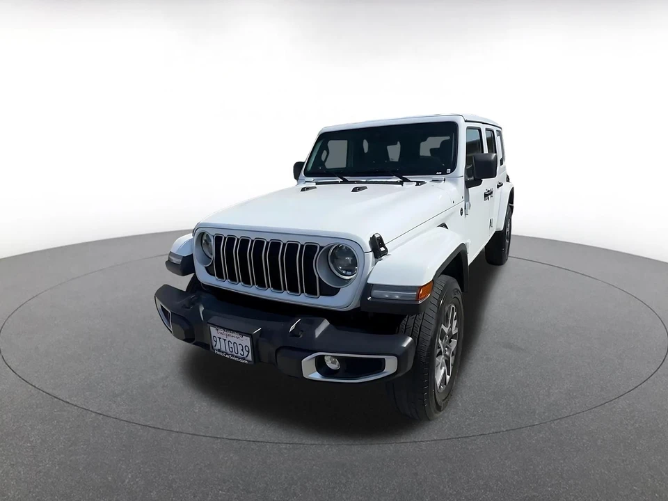 2025 Jeep JL Wrangler - Image 8 of 31