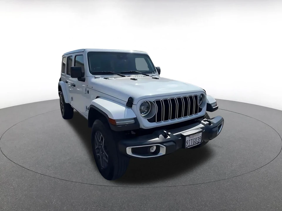 2025 Jeep JL Wrangler - Image 3 of 31