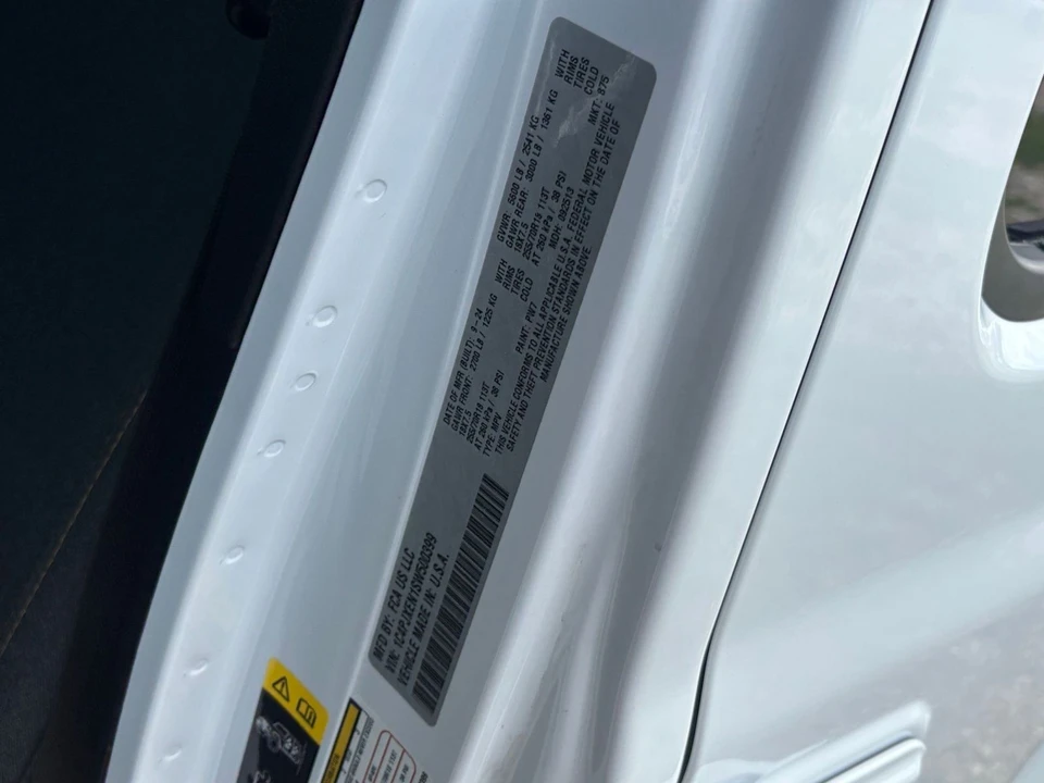2025 Jeep JL Wrangler - Image 31 of 31
