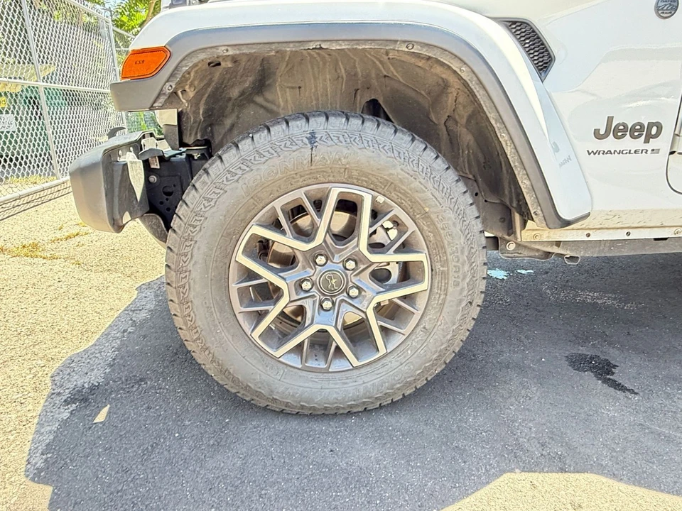 2025 Jeep JL Wrangler - Image 31 of 31