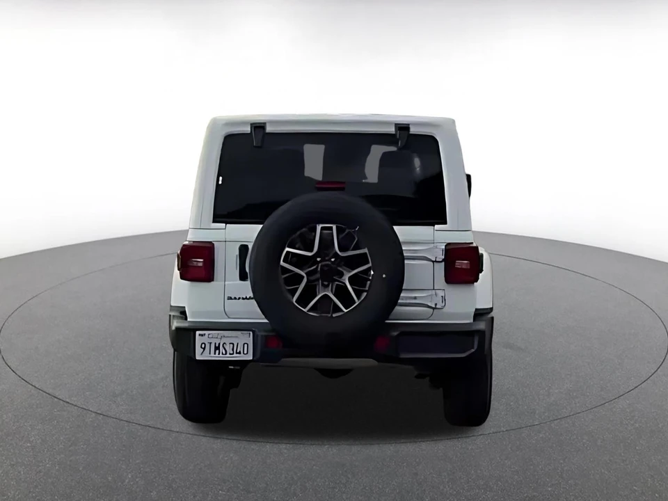 2025 Jeep JL Wrangler - Image 9 of 31