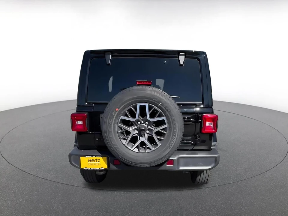 2025 Jeep JL Wrangler - Image 9 of 31