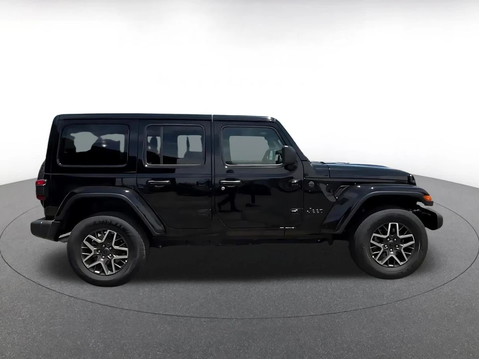 2025 Jeep - Image 14 of 31