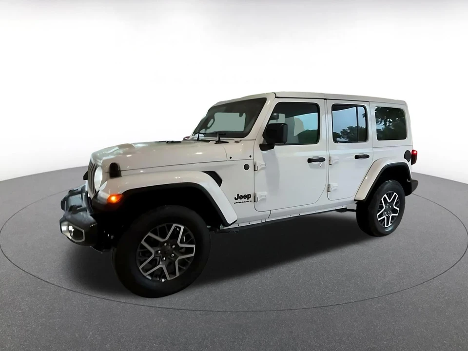 2025 Jeep JL Wrangler - Image 8 of 31
