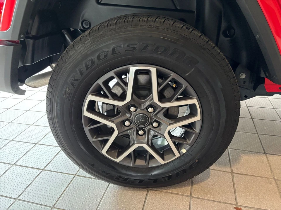 2025 Jeep JL Wrangler - Image 31 of 31