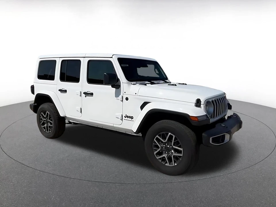 2025 Jeep JL Wrangler - Image 2 of 31