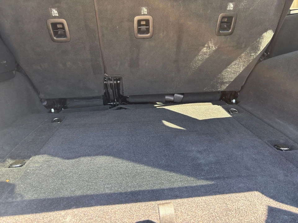 2025 Jeep JL Wrangler - Image 30 of 31