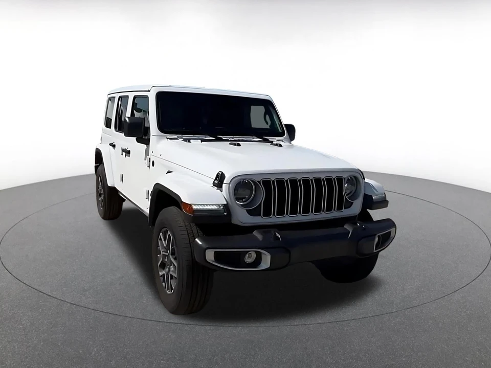 2025 Jeep JL Wrangler - Image 3 of 31