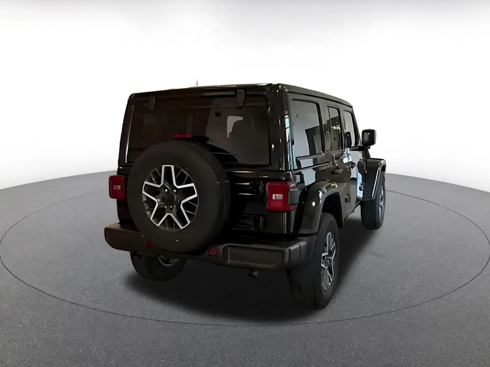 2025 Jeep JL Wrangler - Image 12 of 31