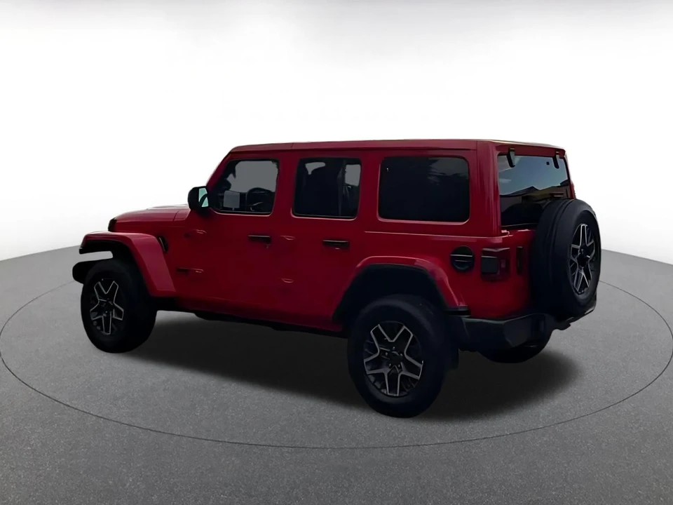 2025 Jeep JL Wrangler - Image 11 of 31