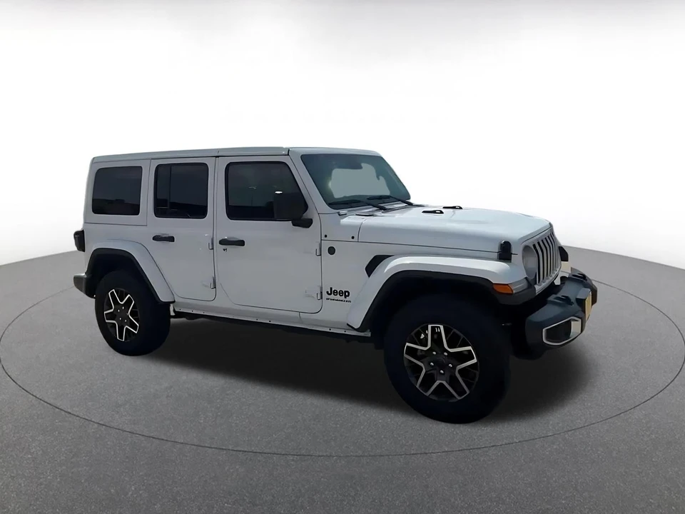 2025 Jeep JL Wrangler - Image 2 of 31
