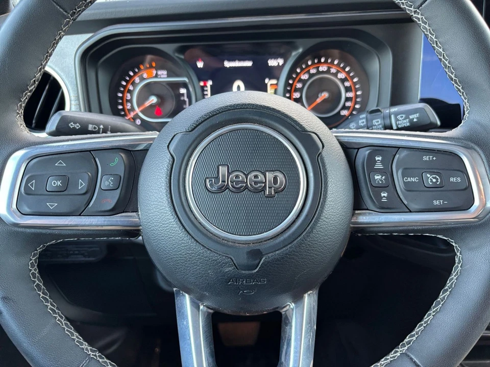 2025 Jeep JL Wrangler - Image 30 of 31