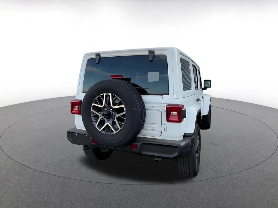 2025 Jeep JL Wrangler - Image 16 of 31
